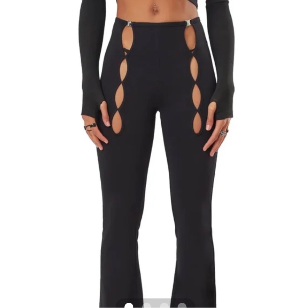 The KRIPT chepi pants